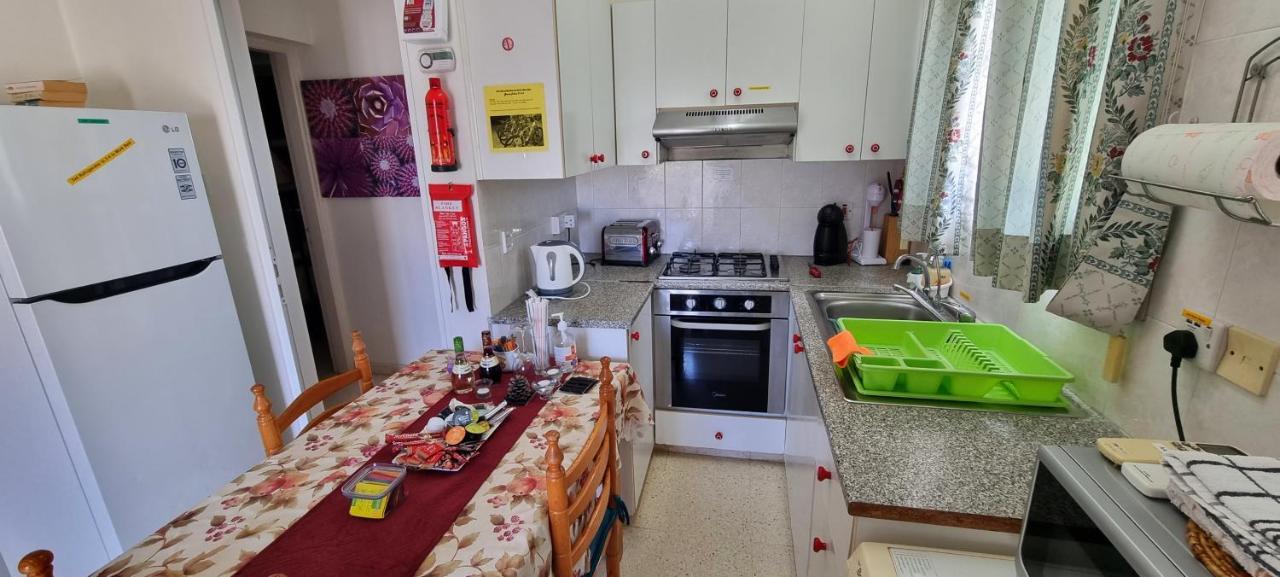 Astrofegia Apartments Near The Sea Agia Marina  Bagian luar foto