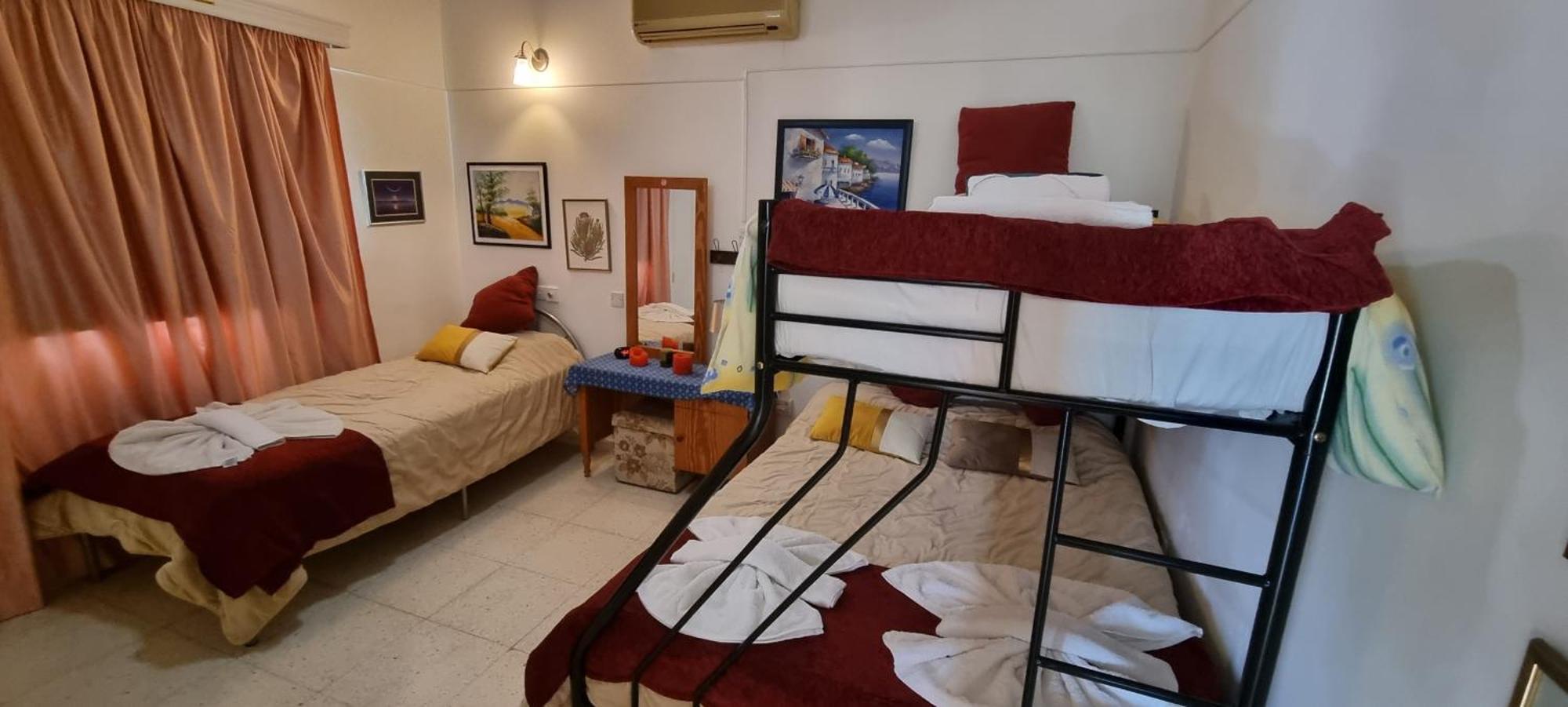 Astrofegia Apartments Near The Sea Agia Marina  Bagian luar foto